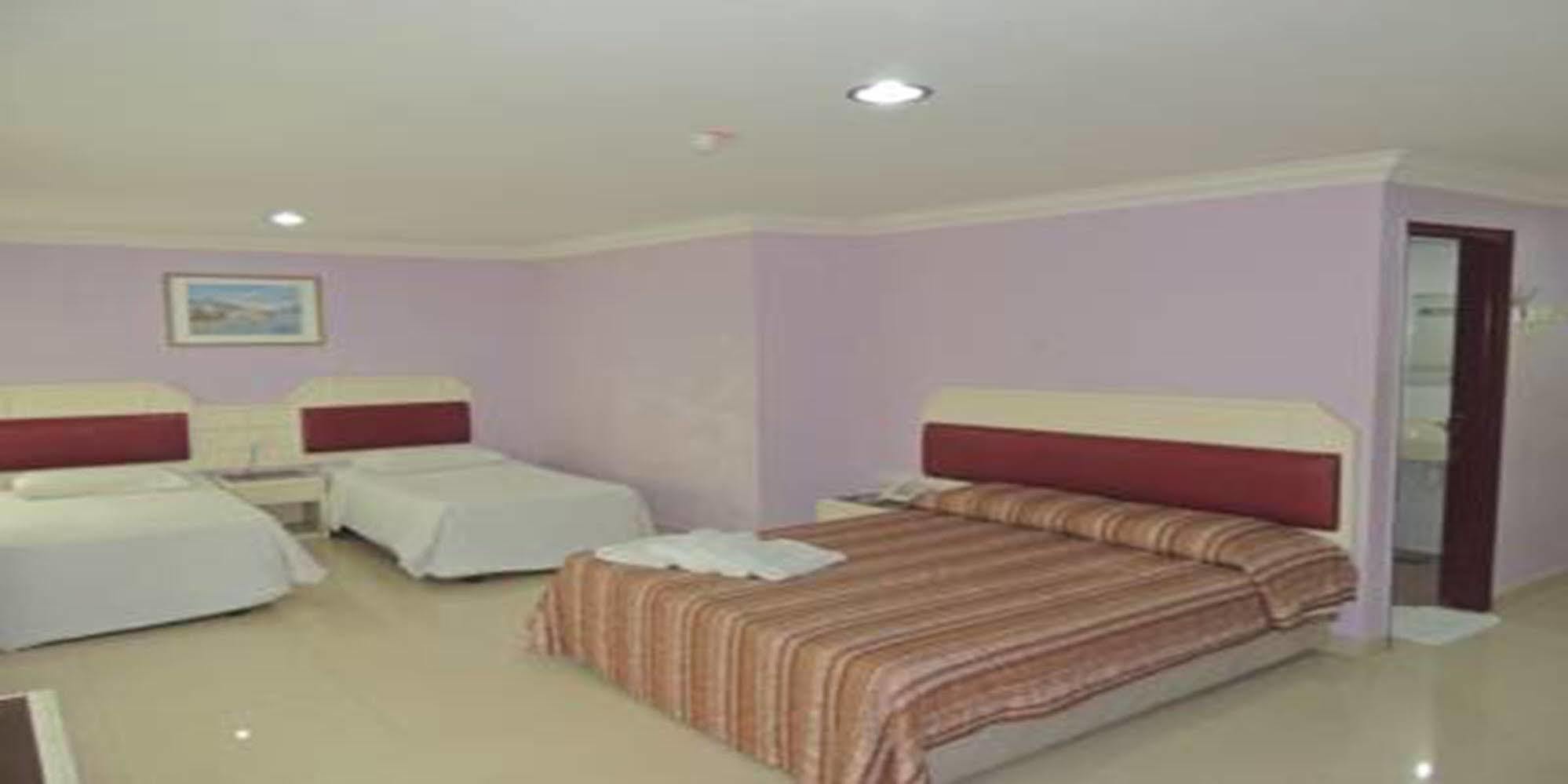 Carlton Star Hotel